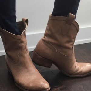 Frye Light Brown Soft Leather Ankle Booties